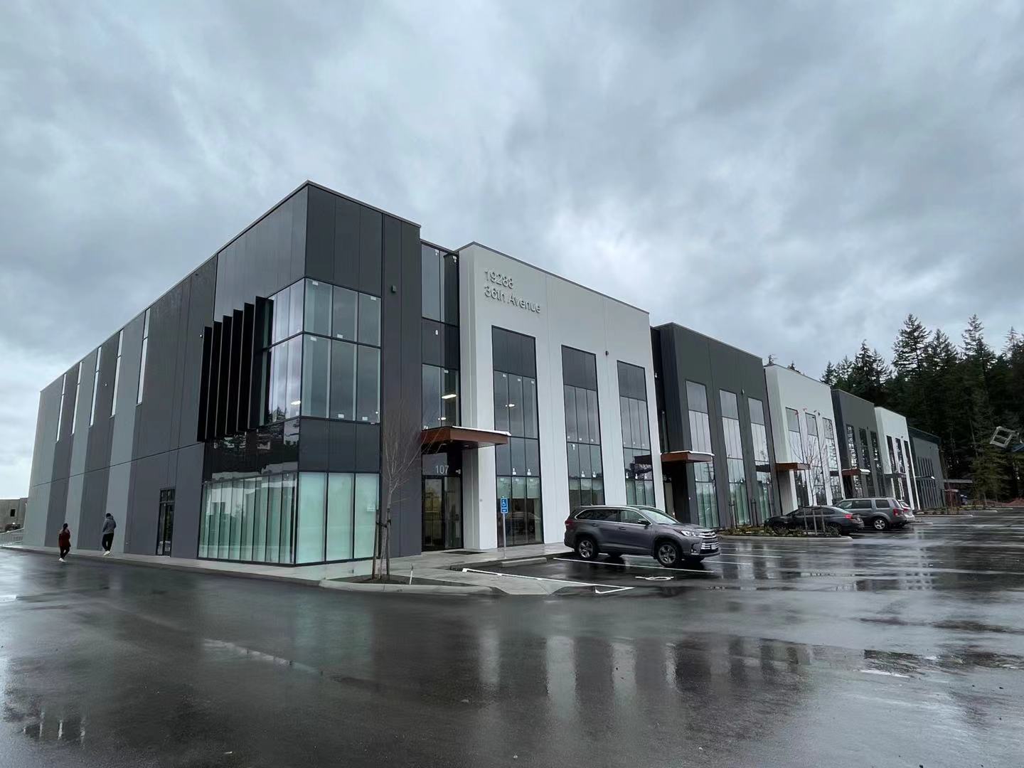 NACV Vancouver Logistics Park photo 1